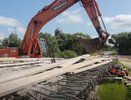 В Суздальском районе демонтировали старый мост через реку Бакалейка