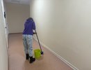 Начала мыть полы солёной водой — все заметили перемены в доме: вот для чего надо добавить соль в ведро