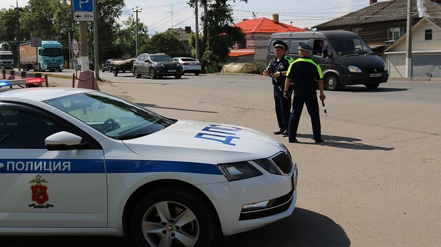 Главная картинка новости: В Александрове арестовали 7 автомобилей во время рейда «Дорожный пристав»