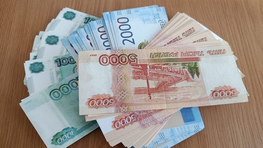 Главная картинка новости: Троих владимирцев будут судить за хищении 59 миллионов рублей у банка