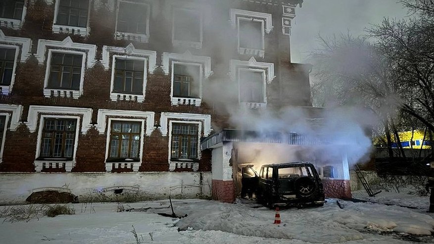 Главная картинка новости: В Гусь-Хрустальном осудили мужчину за поджог здания бывшего военкомата