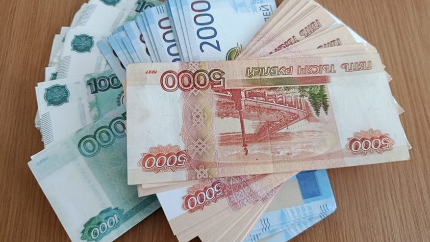 Главная картинка новости: 21 житель Владимира получил задержанные выплаты по соцконтрактам