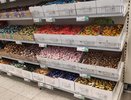 Бывшие сотрудники "Магнита" и "Пятерочки" раскрыли, почему ни в коем случае нельзя покупать конфеты на развес