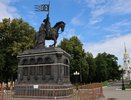 В областном центре началась реставрация памятника Князю Владимиру