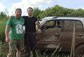 Миниатюра новости: Волонтёры «ЛизаАлерт» застряли в грязи во время поисковых работ под Камешково