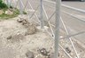 Миниатюра новости: Забор установили, но мусор оставили: владимирцы возмущены