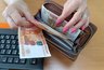 Миниатюра новости: Пенсионеры увидели суммы пенсий за июль и обомлели