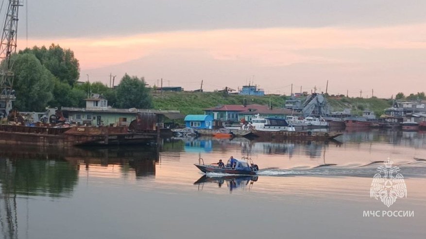 Главная картинка новости: Во Владимирской области за сутки утонули ребёнок и мужчина