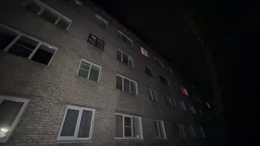 Главная картинка новости: В Коврове ребенок выпал из окна четвертого этажа