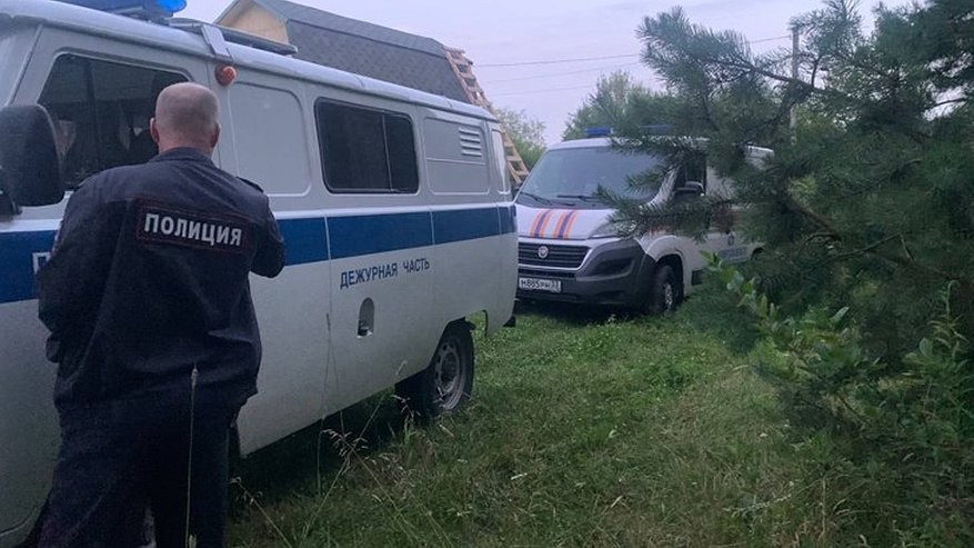 Главная картинка новости: В Камешковском районе спасатели нашли заблудившегося в лесу мужчину