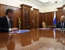 Александр Авдеев доложил Владимиру Путину о делах в регионе