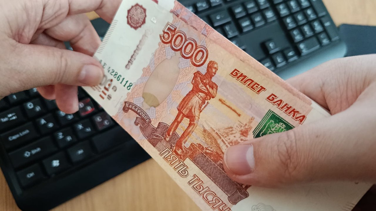 Главная картинка новости: Решение принято: с сентября россиян ждет крупнейшая денежная реформа со времен 90-х