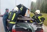 Миниатюра новости: МЧС России деблокировало пострадавших в ДТП у деревни Лихая Пожня
