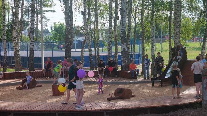 Главная картинка новости: В селе Клязьминский городок Ковровского района появился новый сквер