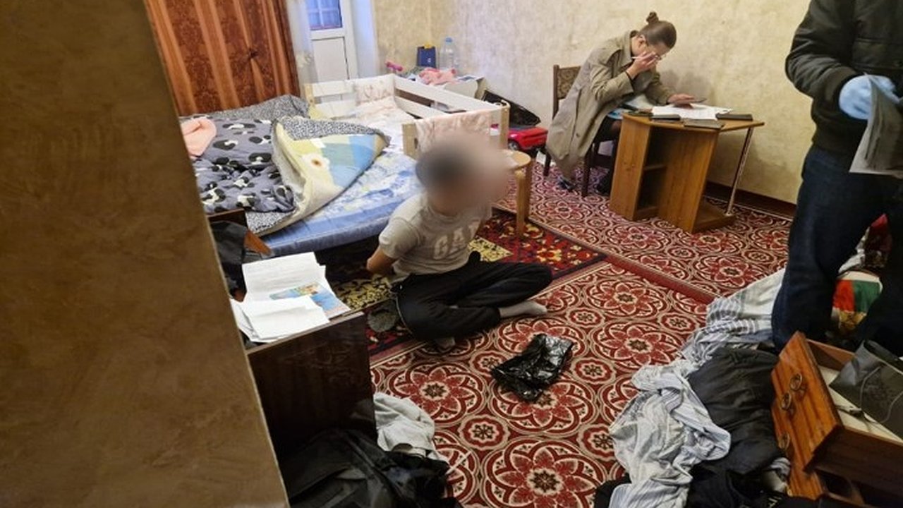 Главная картинка новости: В Александрове житель Москвы получил срок за фиктивные документы для мигрантов