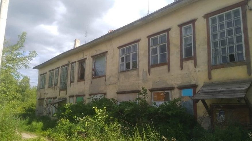 Главная картинка новости: В Гороховце снесли два аварийных дома на улицах Краснова и Мира