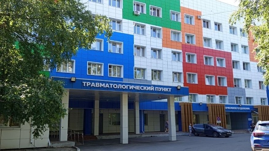 Главная картинка новости: Каждую неделю во Владимирской области из окон выпадают до пяти детей