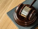 Суд признал незаконной формулировку о добровольном уходе депутата из Совета Струнино