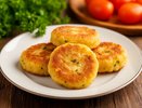 Главный секрет идеальных котлет из картофеля: сыр и яйца не использую, а они всё равно не развариваются