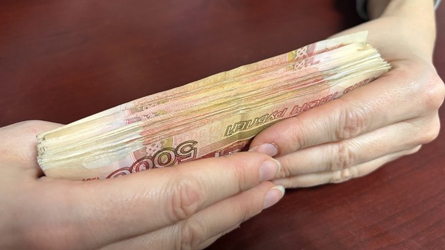 Главная картинка новости: 107 тысяч работающих пенсионеров из региона получат прибавку к пенсии