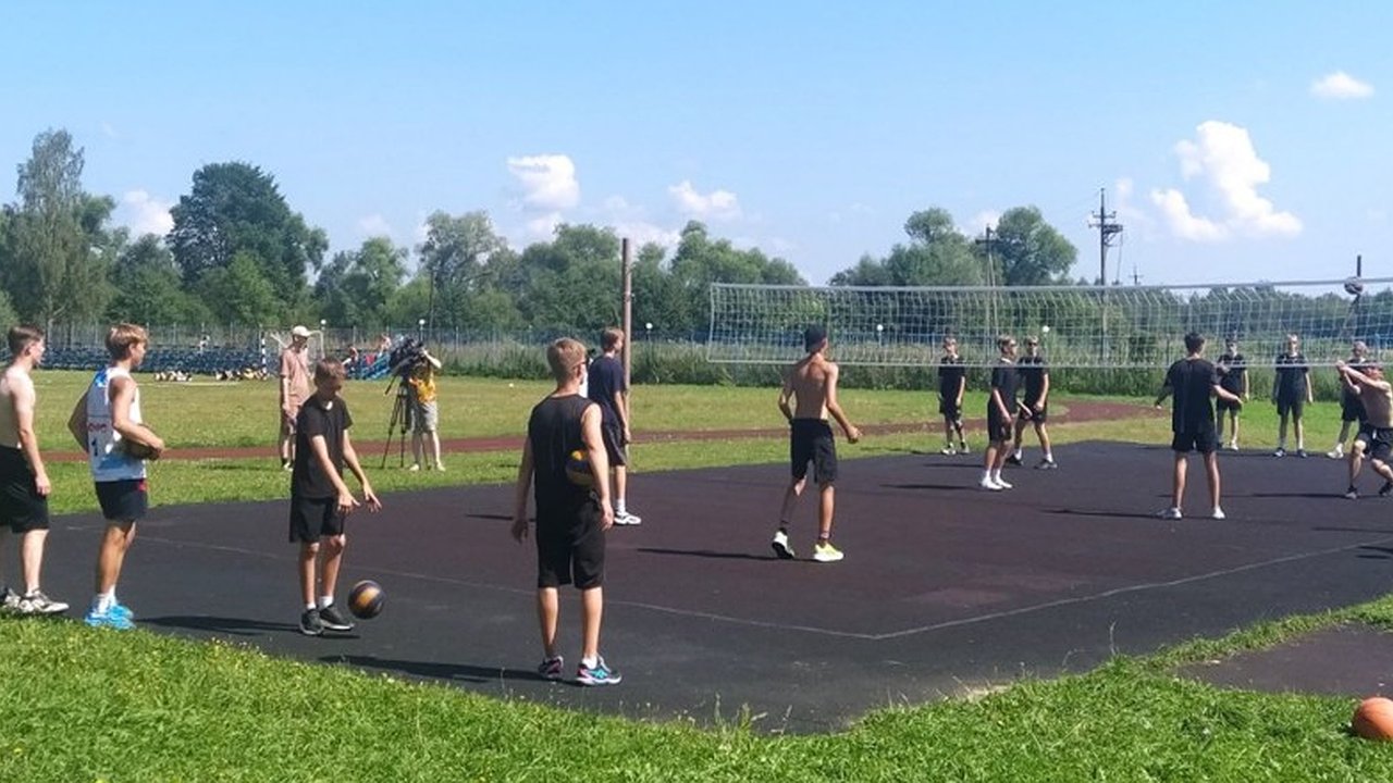 Главная картинка новости: Почти 16 тысяч детей проводят лето в лагерях отдыха Владимирской области