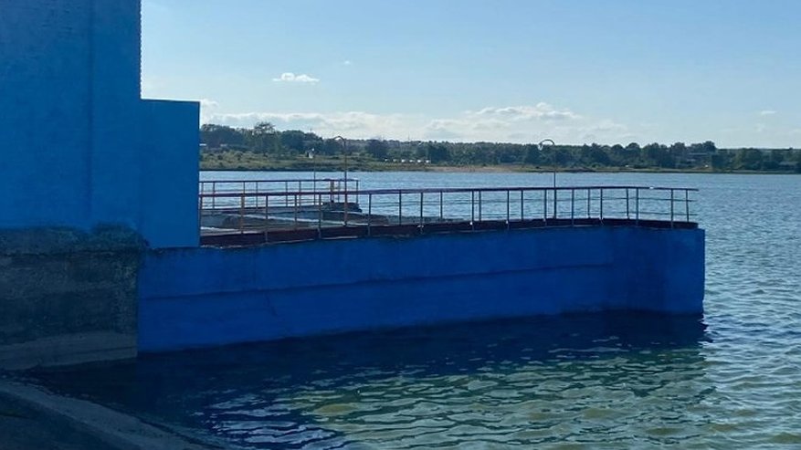 Главная картинка новости: В Кольчугине подрядчик сорвал сроки ремонта плотины на реке Пекша