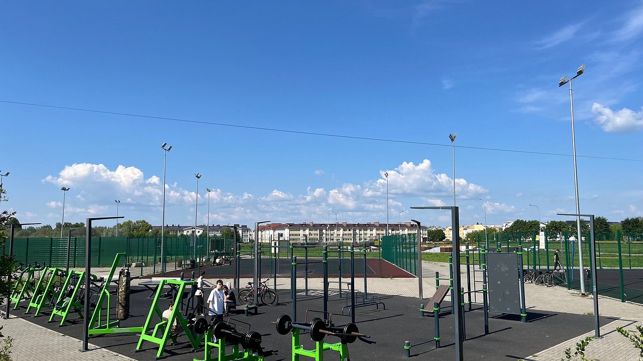 Главная картинка новости: В суздальском парке отремонтировали спортивные зоны