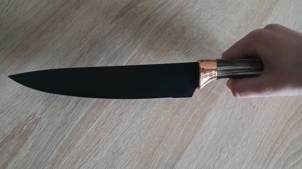 Главная картинка новости: Жительнице Владимира грозит до 10 лет колонии за ранение бывшего мужа ножом в шею