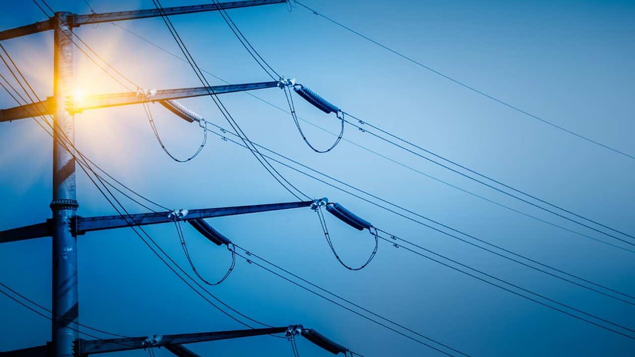 Главная картинка новости: Во Владимирской области назвали главную опасность самовольных подключений к электросетям