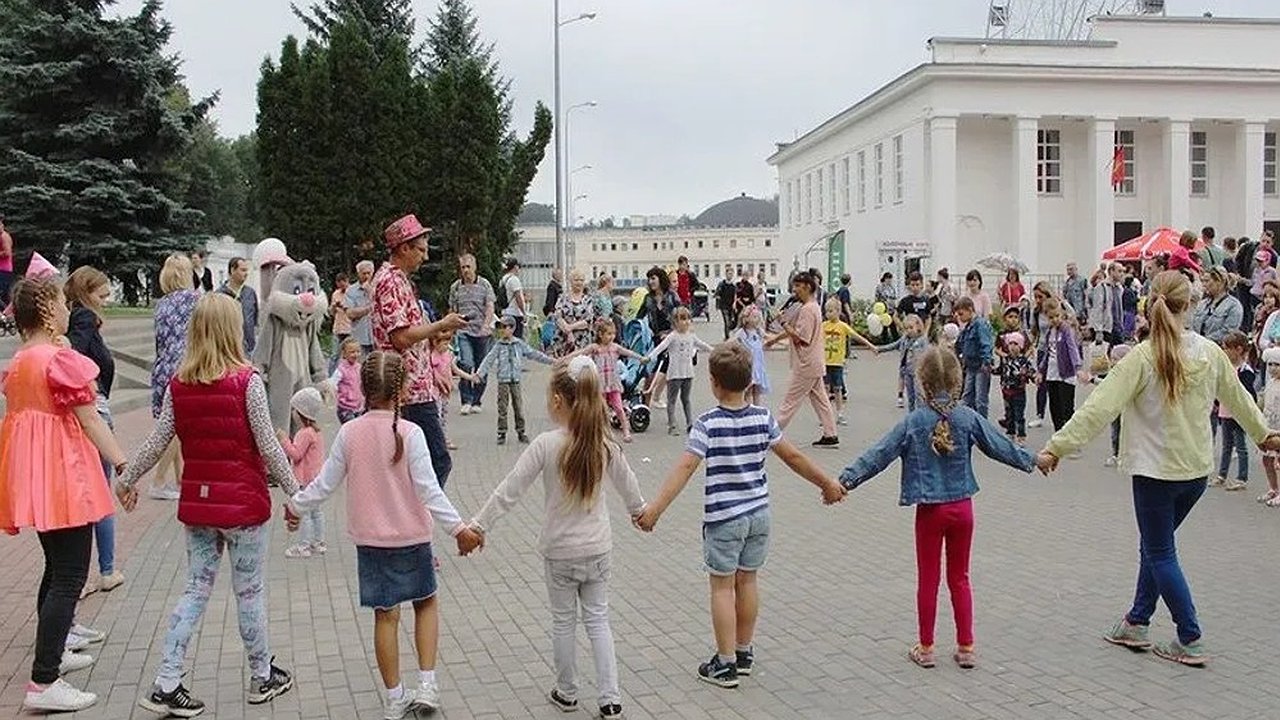 Главная картинка новости: Владимирские парки готовят насыщенные программы ко Дню города