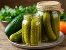 Маринованные огурчики по-грузински: приготовите за 5 минут, а съедите ещё быстрее — особенно оценят любители остренького