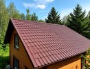 Можно выбрасывать металлочерепицу: почему частный дом нужно крыть исключительно профнастилом