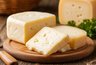 Миниатюра новости: Недорогой, но очень вкусный домашний сыр: нежный, как Гауда, и проще, чем кажется