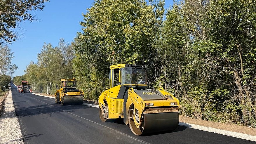 Главная картинка новости: В деревне Гусь-Хрустального района завершают капитальный ремонт дорожного полотна