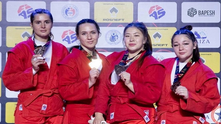 Главная картинка новости: Владимирская самбистка Анастасия Хомячкова выиграла Кубок мира в Душанбе