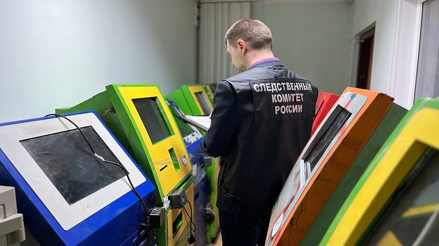 Главная картинка новости: В Александровском районе накрыли подпольный бизнес на игровых автоматах
