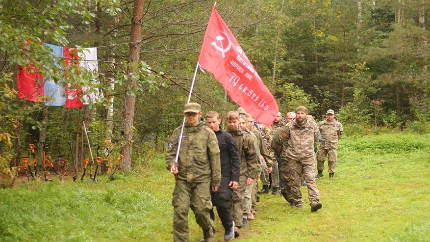 Главная картинка новости: Владимирские поисковики нашли останки красноармейца в Смоленской области