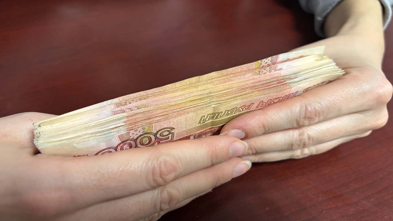 Главная картинка новости: В Вязниках экс-председатель ТСЖ тратила деньги жильцов на личные покупки