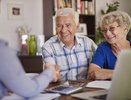 Новые выплаты после 70: сколько прибавят к пенсии и кому