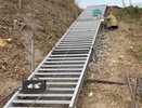 Во Владимире завершается установка новой лестницы между Верхней Дубровой и Мещерской