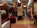 «Ваш ребенок бегает по вагону и не дает мне спать», – сказала пожилая женщина. – «Но ему всего пять лет»