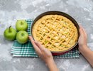 Яблочный пирог, который покорил всех: проще шарлотки, а вкус — настоящая осень