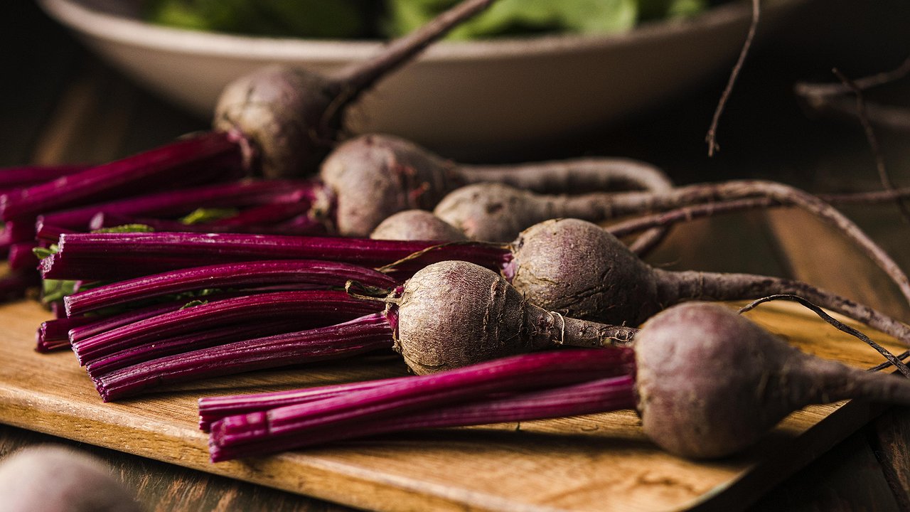 Главная картинка новости: Свекла за 15 минут: хитрость, которая избавит от долгой варки