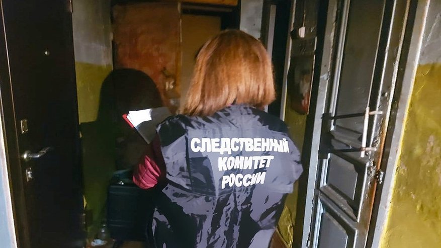 Главная картинка новости: В Вязниках ссора с гостями в квартире закончилась гибелью хозяина и пожаром