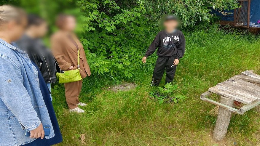 Главная картинка новости: В Вязниках будут судить женщину и подростка за кражу денег с чужого счёта