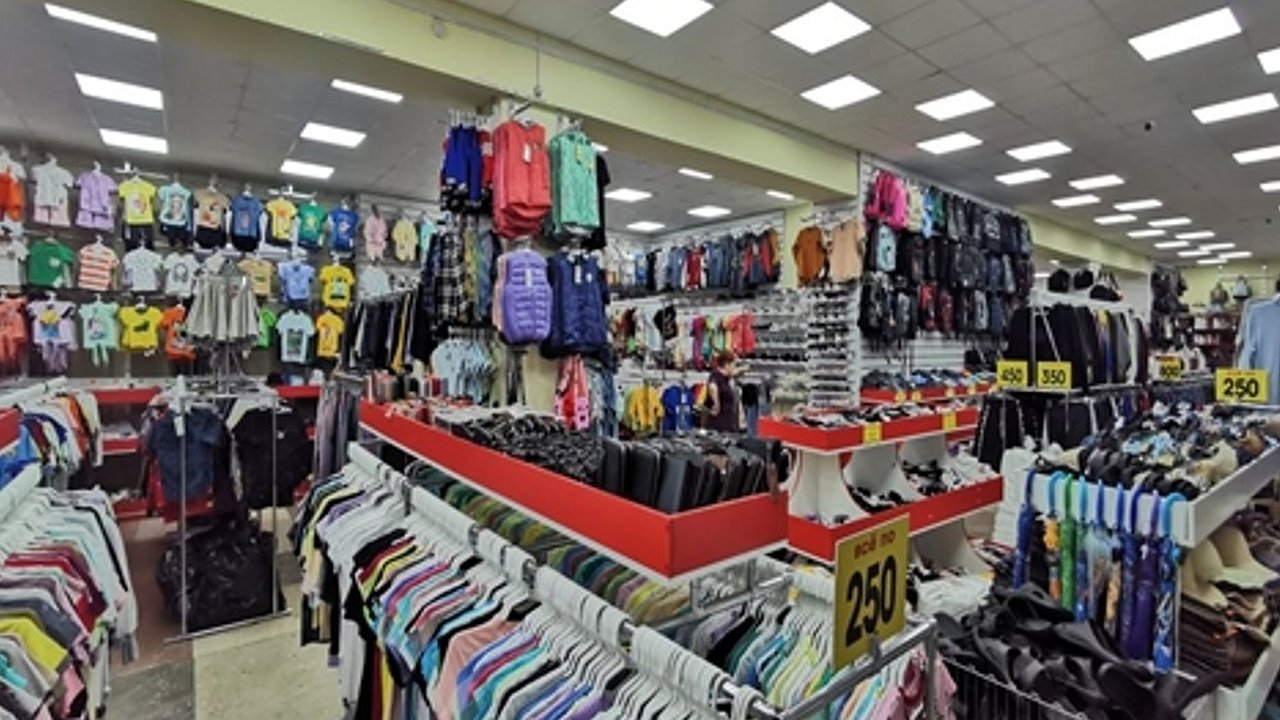 Главная картинка новости: Жительницу Вязников осудят в Муроме за продажу подделок известного спортивного бренда