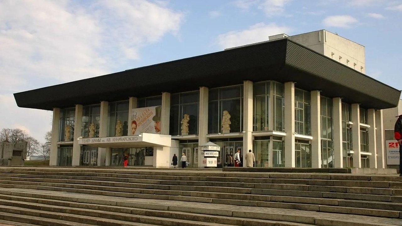 Главная картинка новости: Во Владимире после масштабного ремонта откроется областной театр драмы