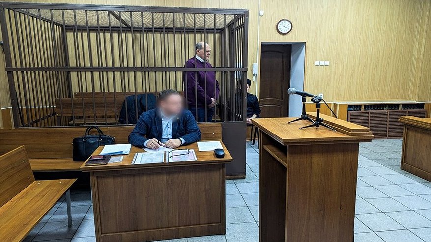 Главная картинка новости: Министра здравоохранения региона будут судить за вымогательство денег у подчинённых