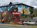 Здание тепловых сетей во Владимире украсили муралом к 80-летию Победы