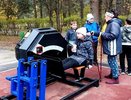 В Радужном открыли новую спортивную площадку с «умными» тренажёрами